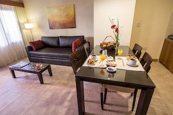 APART LOS ROBLES (9)