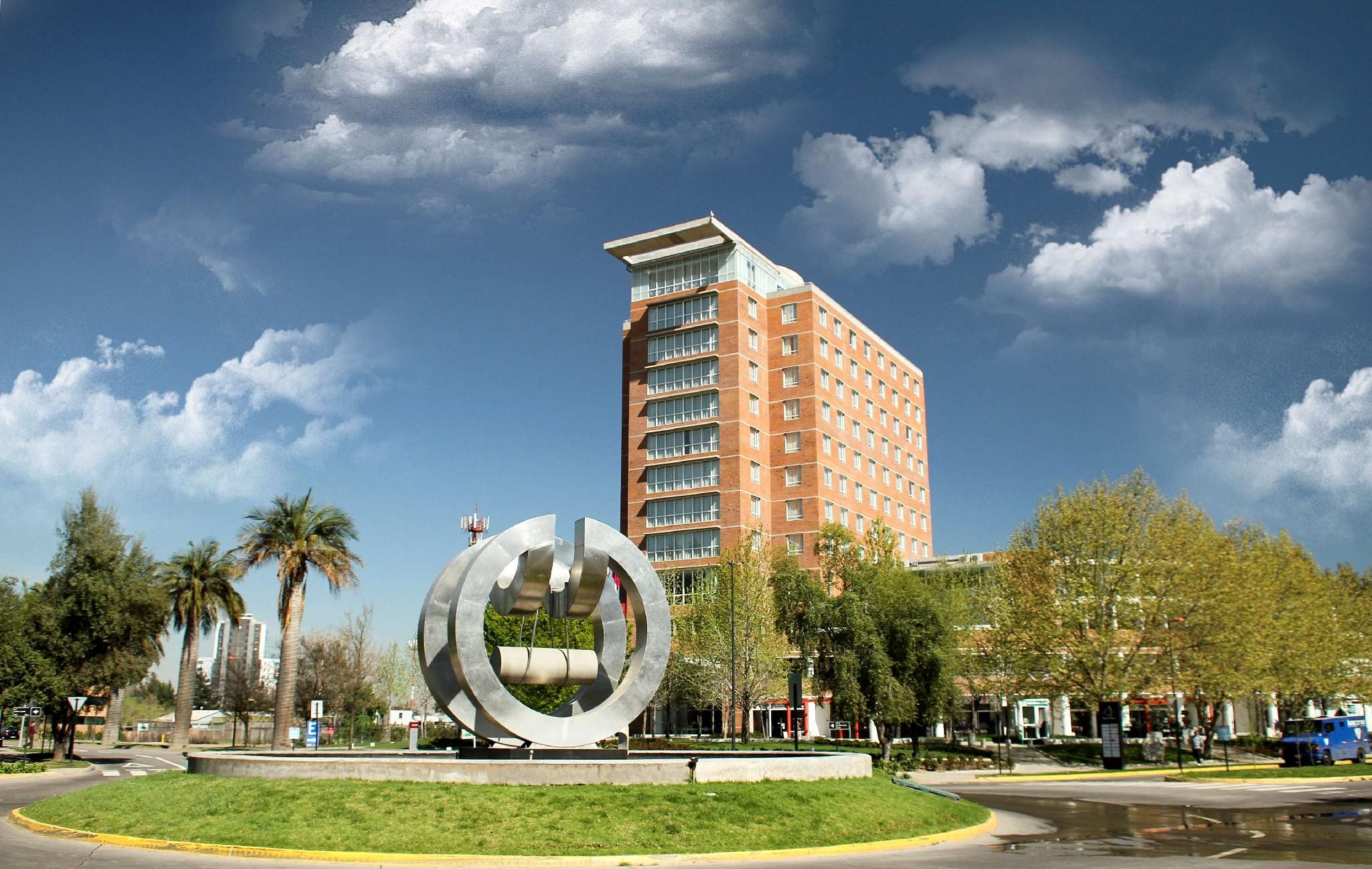 Radisson Ciudad Empresarial Santiago