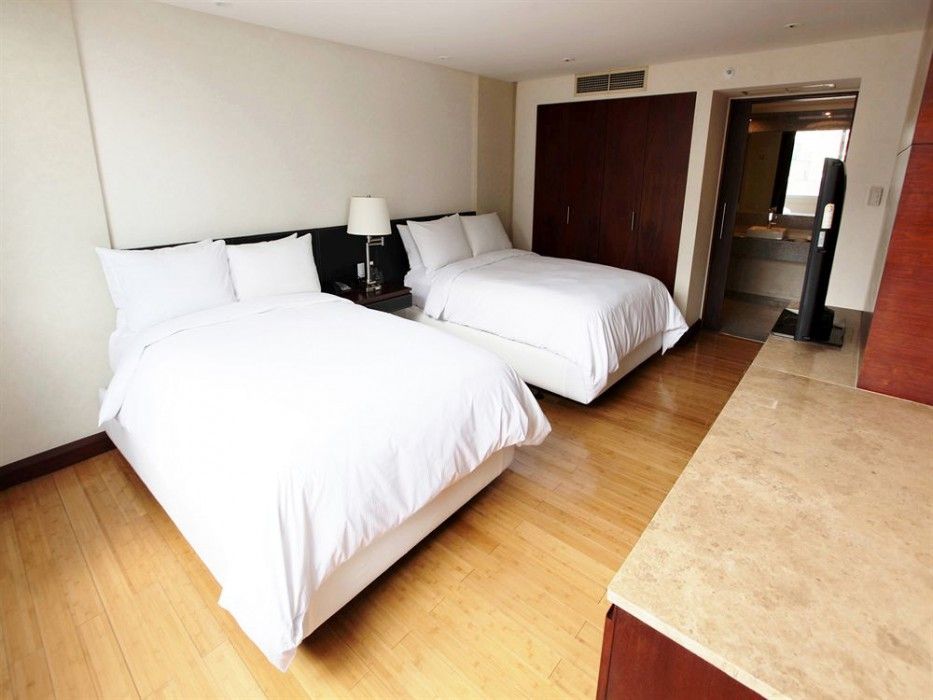 Hilton Colon Quito Hotel (6)