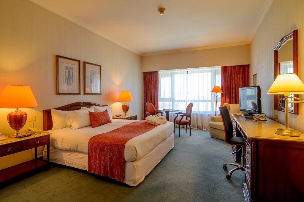 Radisson Montevideo Victoria Plaza Hotel (2)