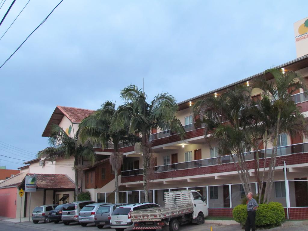 Tropicanas Hotel