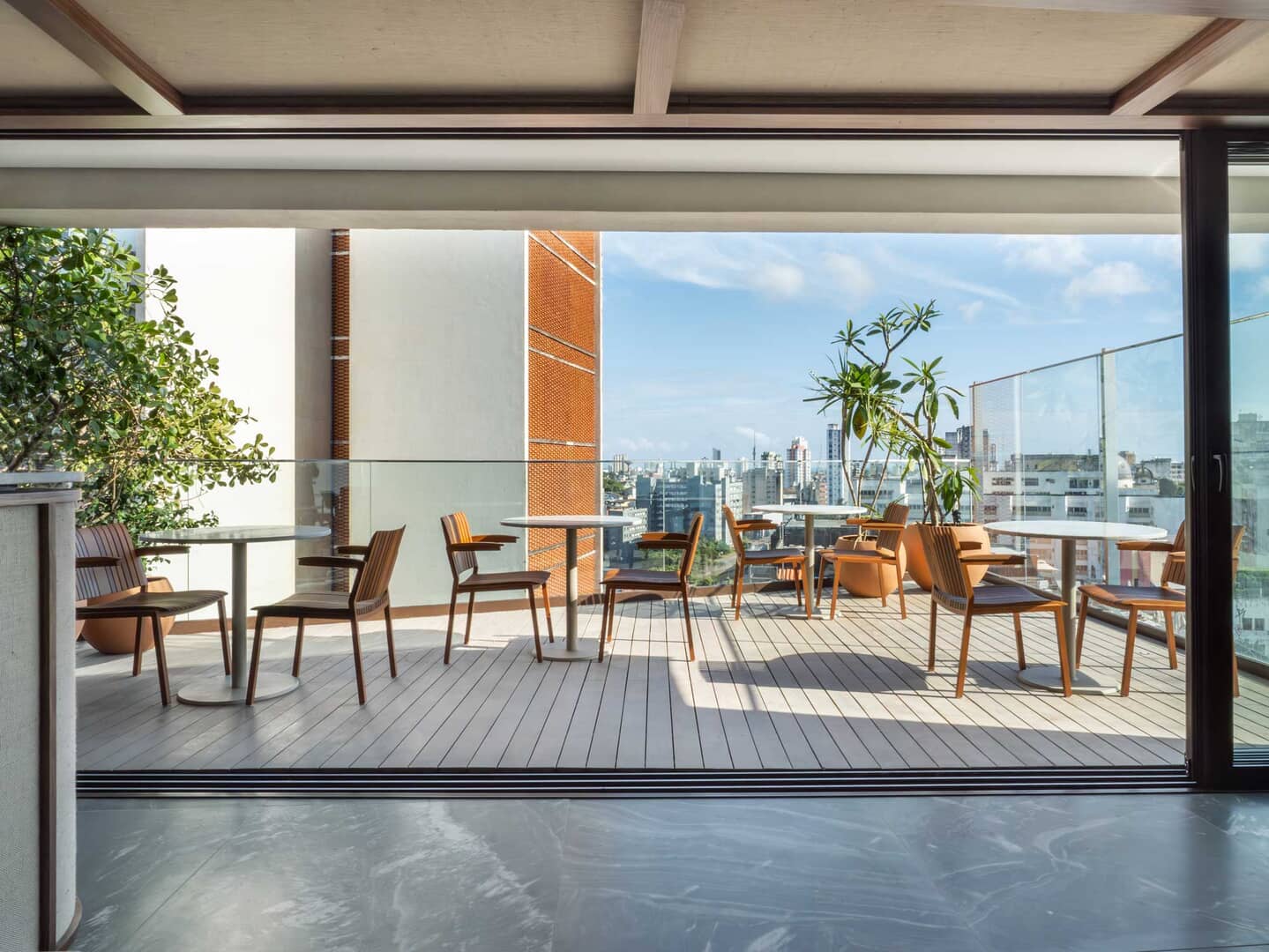 Gorges Residence (4)