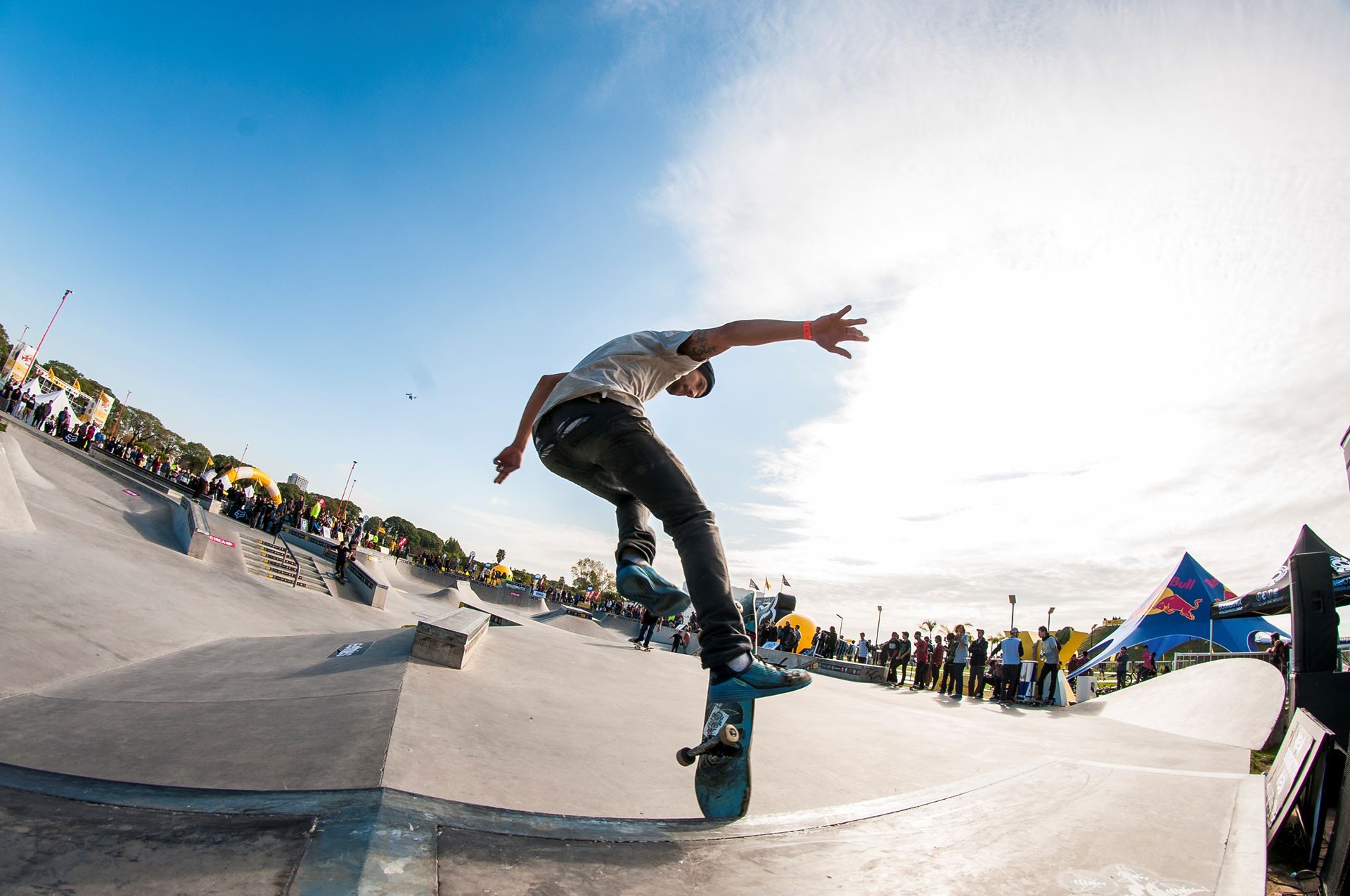 9 places to skate and longboard in Buenos Aires