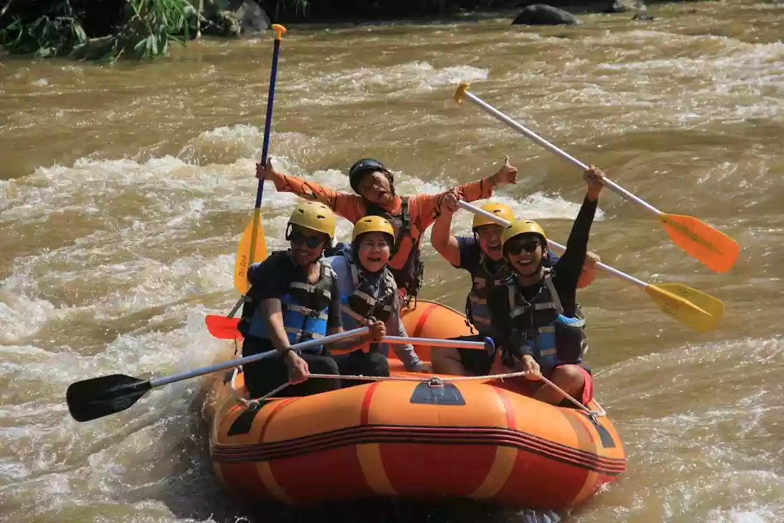 Rafting Sur La Rivière Urubamba