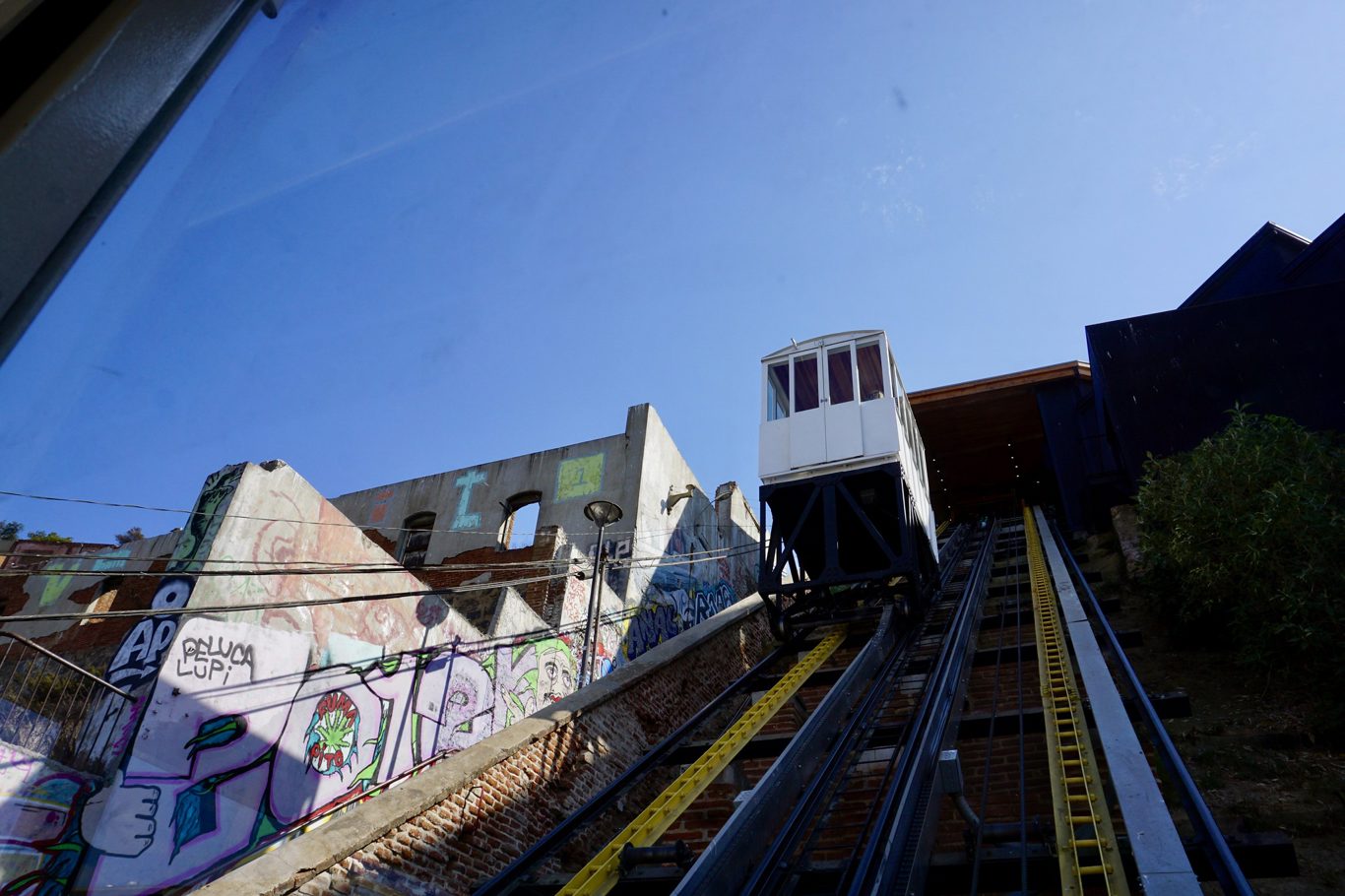 Valparaíso : Un Circuit Historique À Travers Ses Collines, Son Art Et Ses Traditions